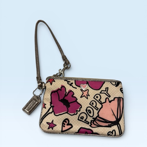 Coach Handbags - Coach Poppy Floral Wristlet